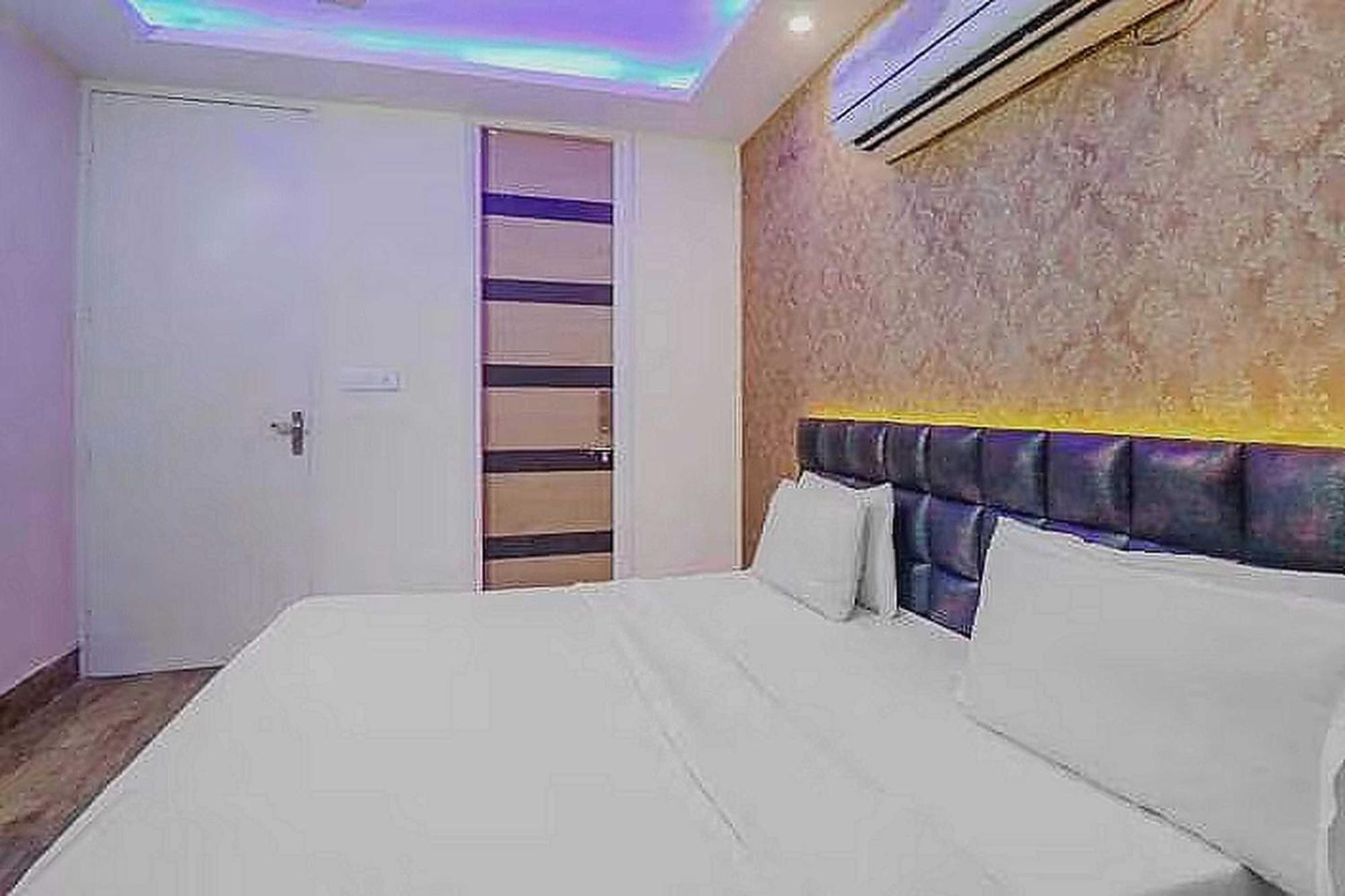 Super Hotel O Vivaan Residency Rohtak Экстерьер фото