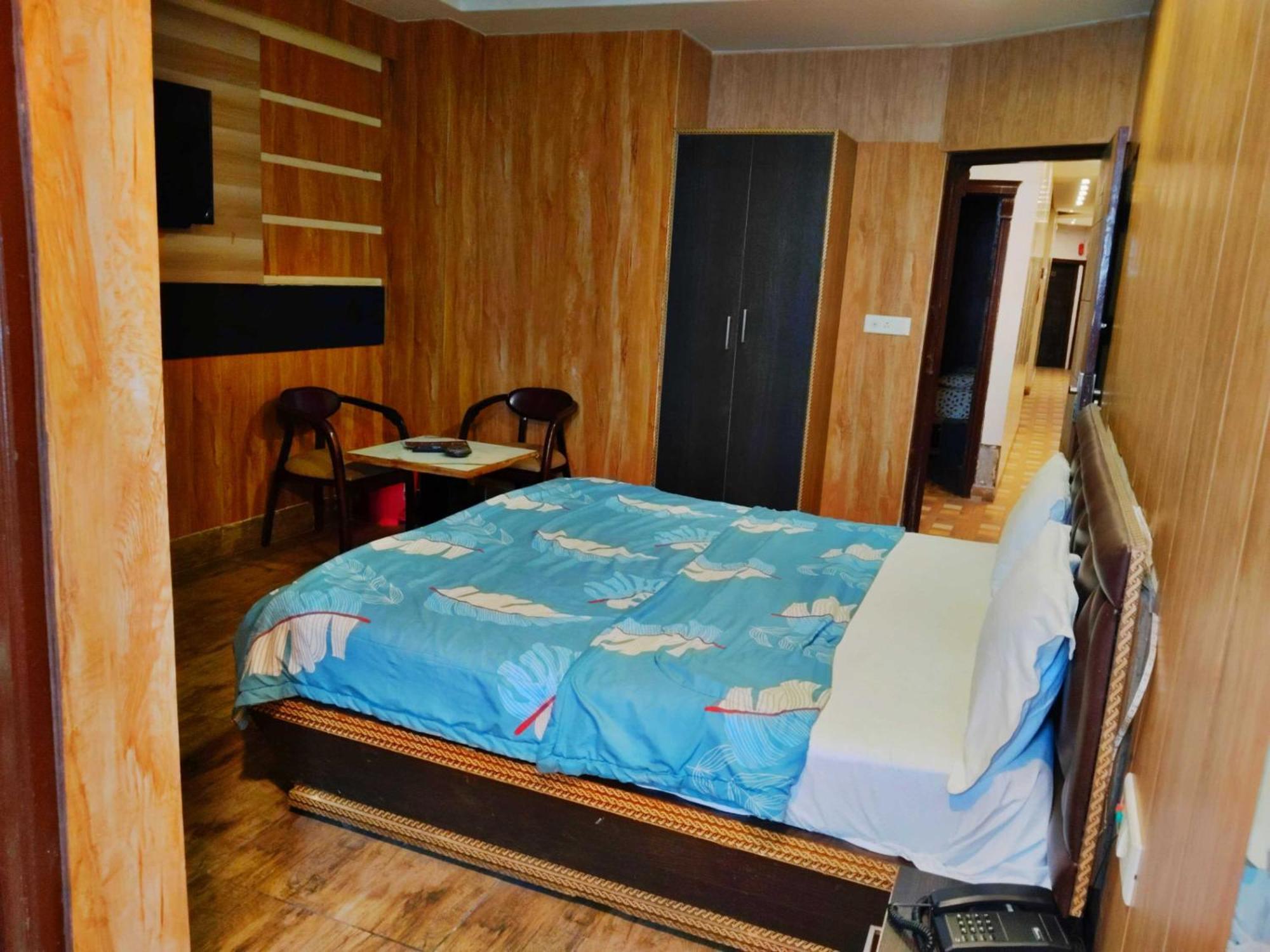 Super Hotel O Vivaan Residency Rohtak Экстерьер фото